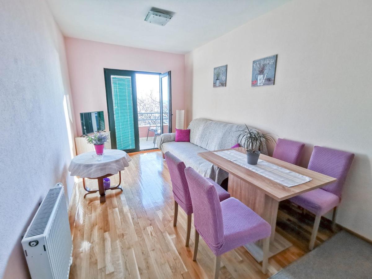 Apartments Vukovic Vanja Макарска Екстериор снимка