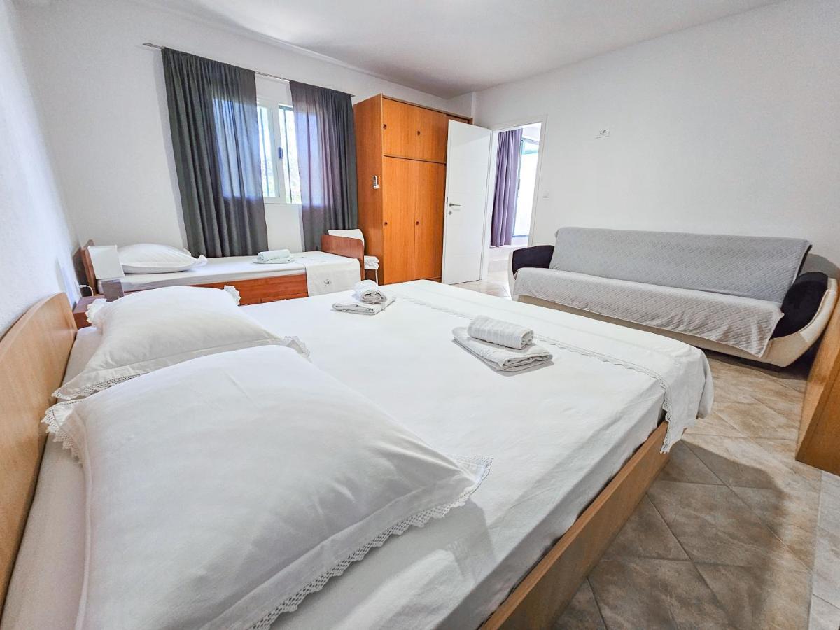 Apartments Vukovic Vanja Макарска Екстериор снимка