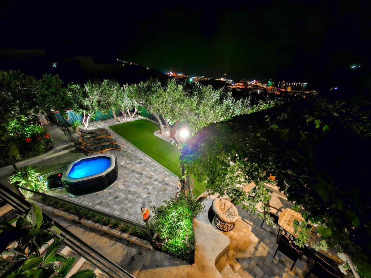 Apartments Vukovic Vanja Макарска Екстериор снимка